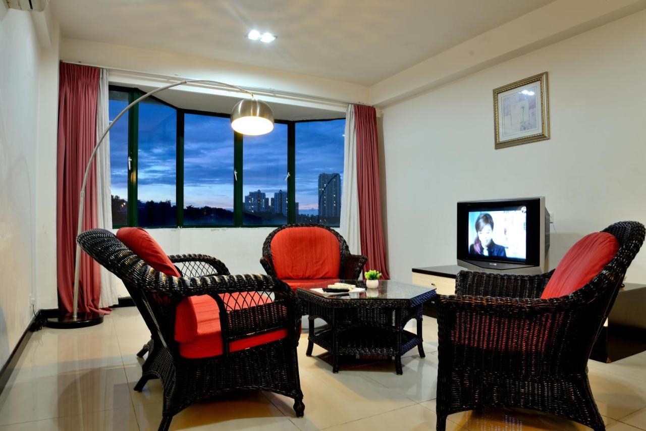 Likas Square - Kk Spacious Homestay Kota Kinabalu Bagian luar foto